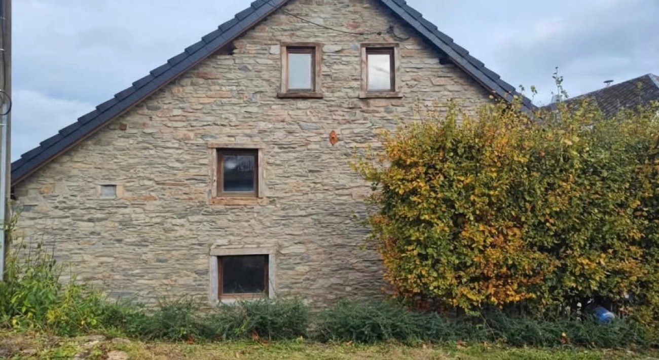 Pignon en pierre rénové par SB Façade